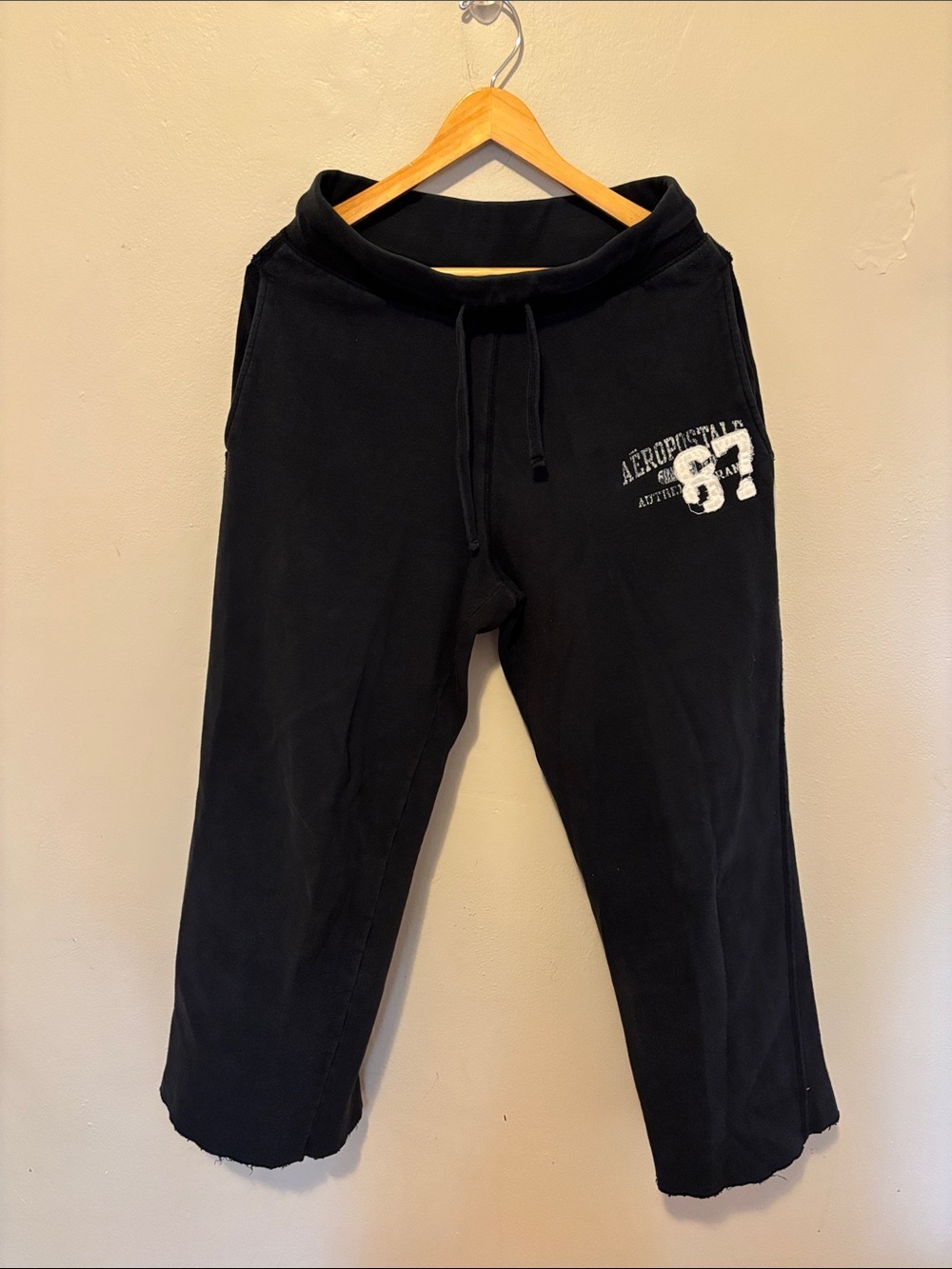 Aeropostale Black Sweatpants with White Graphic 87